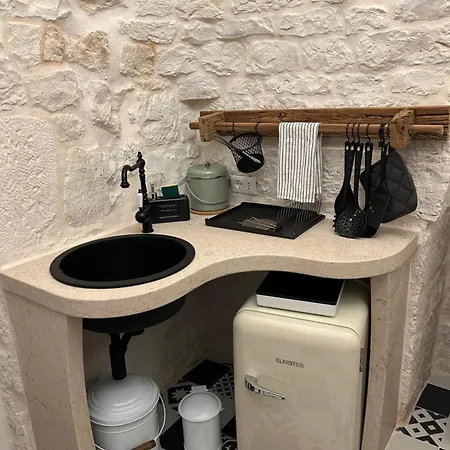 فيلة Trulli Enjoy نوتشي