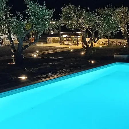 Trulli Enjoy Βίλα *